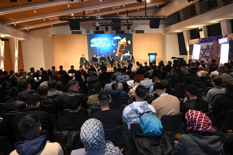 AK Gençlik'ten Konya'da Başkan Altay'a ziyaret