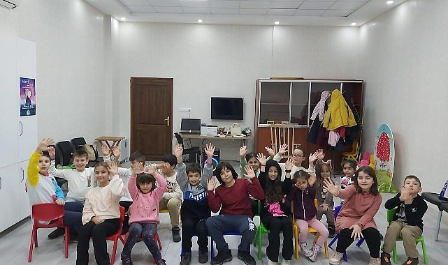 Nevşehir Belediyesi Şehir Tiyatrosu bünyesinde 6-12 yaş grubu çocuklara yönelik düzenlenen Yaratıcı Drama Kursları ve atölye çalışmaları yoğun ilgi görüyor