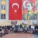 Tekelleşme Küçük Ölçekli Yapay Zeka Şirketlerini Zorluyor