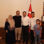 Nevşehir Belediye Başkanı Rasim Arı, Kurban Bayramı’nda ihtiyaç sahibi ailelere kurban eti dağıtımı için başlatılan kampanyaya destek veren tüm hayırseverlere teşekkür etti