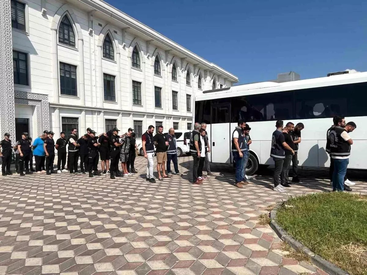 Darıca’da 4 iş yerine kurşun yağdıran şüpheliler yakalandı