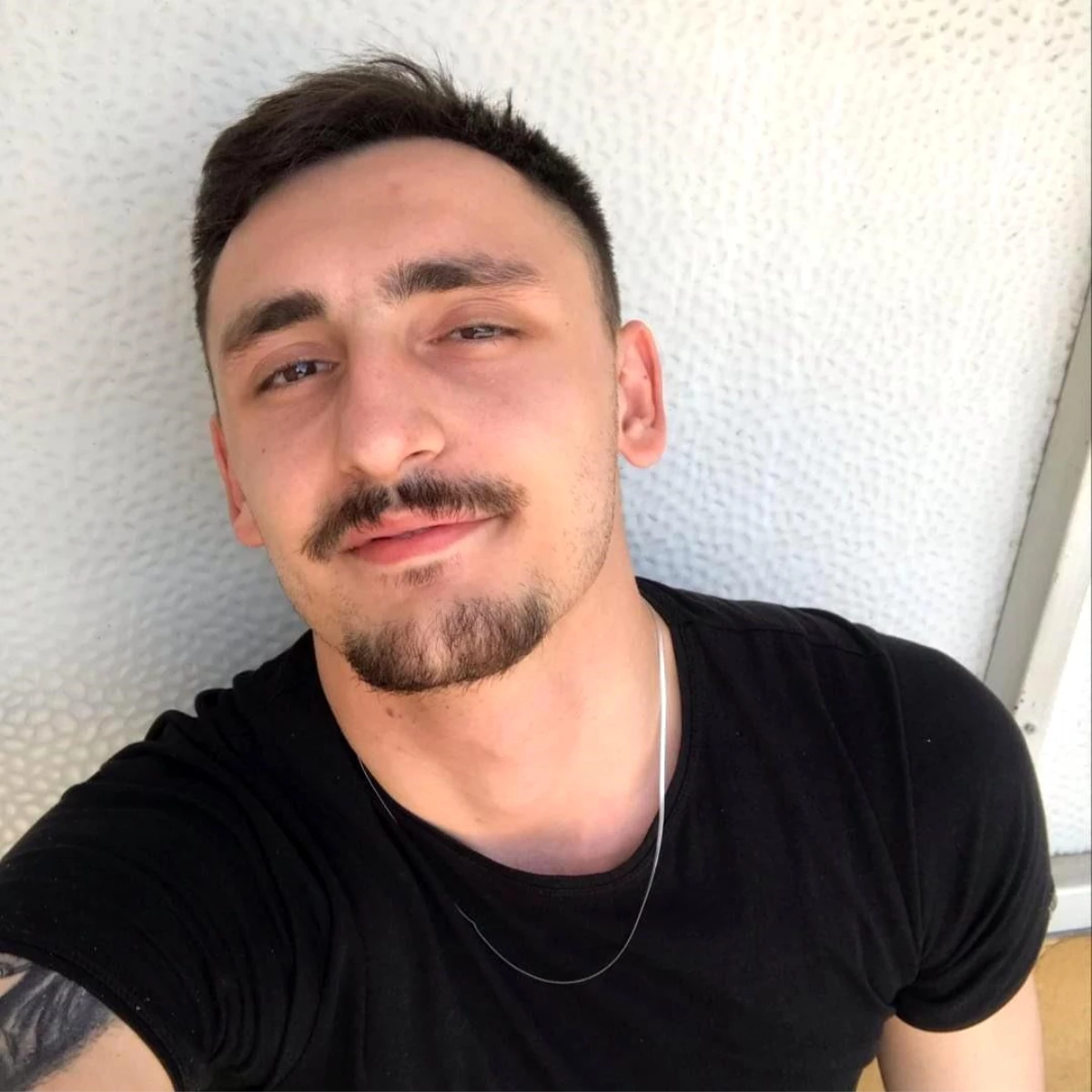 İzmit’te genç adam sevgilisi tarafından ölü bulundu