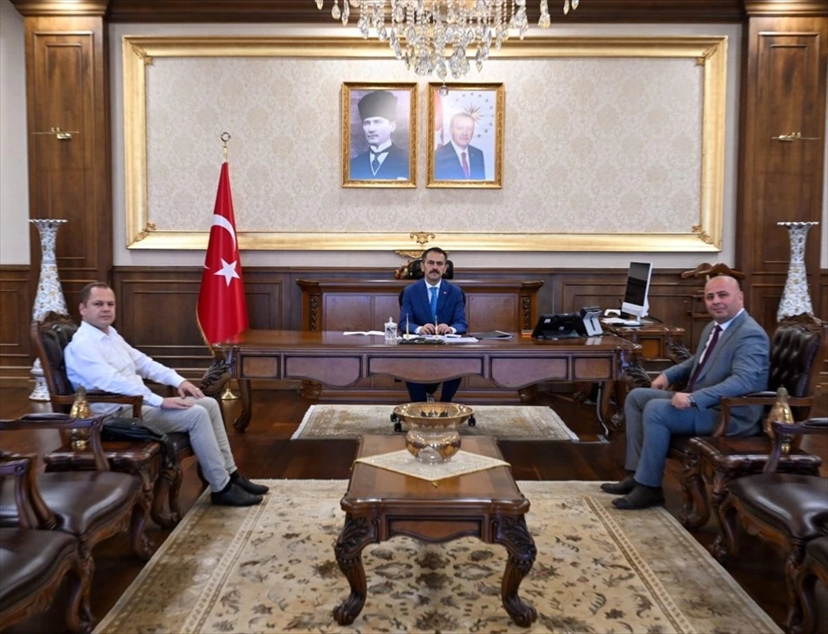 Kocaeli Valisi İlhami Aktaş’a ziyaretler devam ediyor