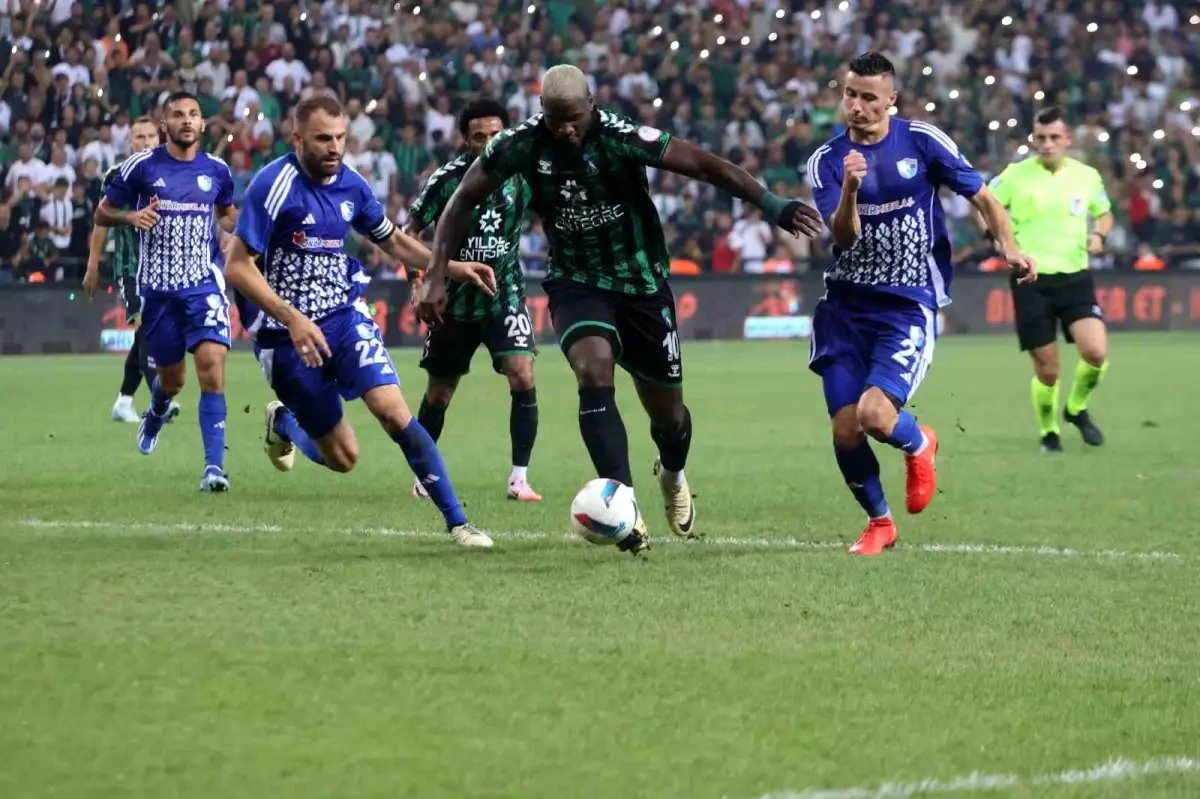 Kocaelispor, Erzurumspor FK’yı 1-0 mağlup etti