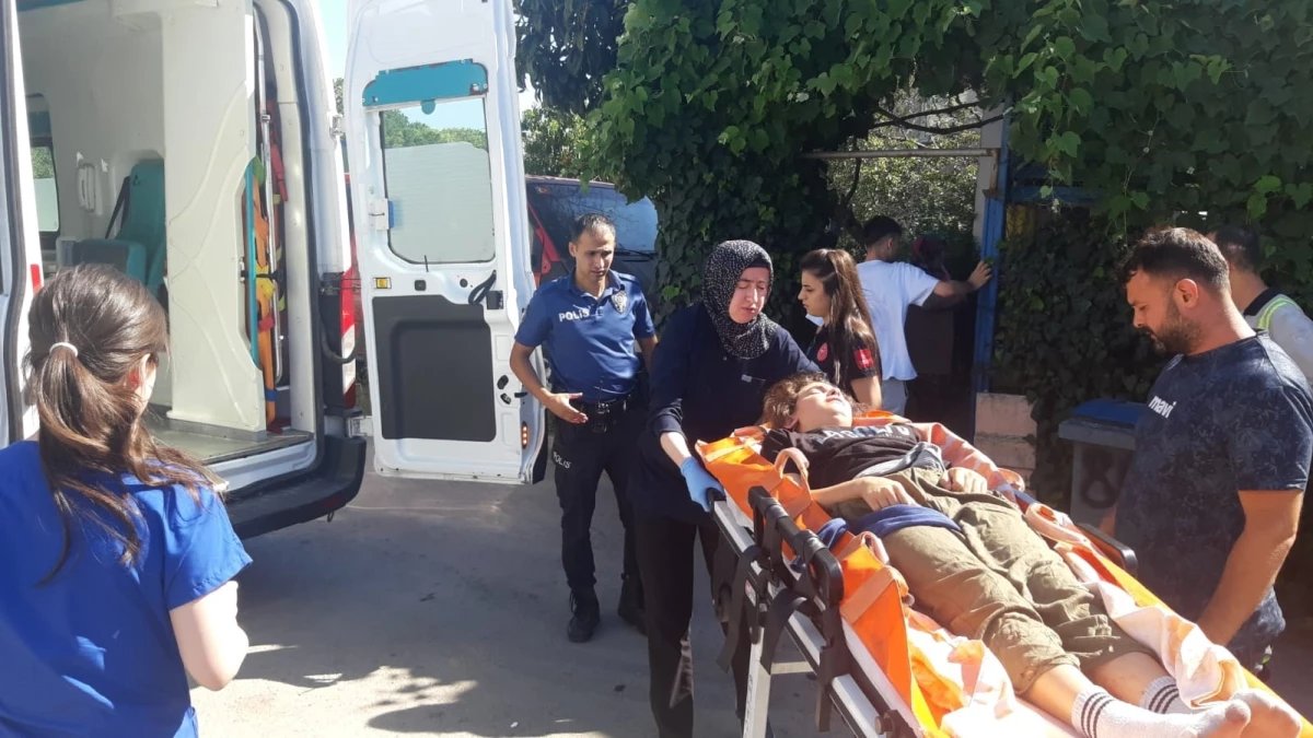 Körfez’de Genç Kız Tabanca İle Yaralandı, Annesi ve Kardeşi Gözaltına Alındı