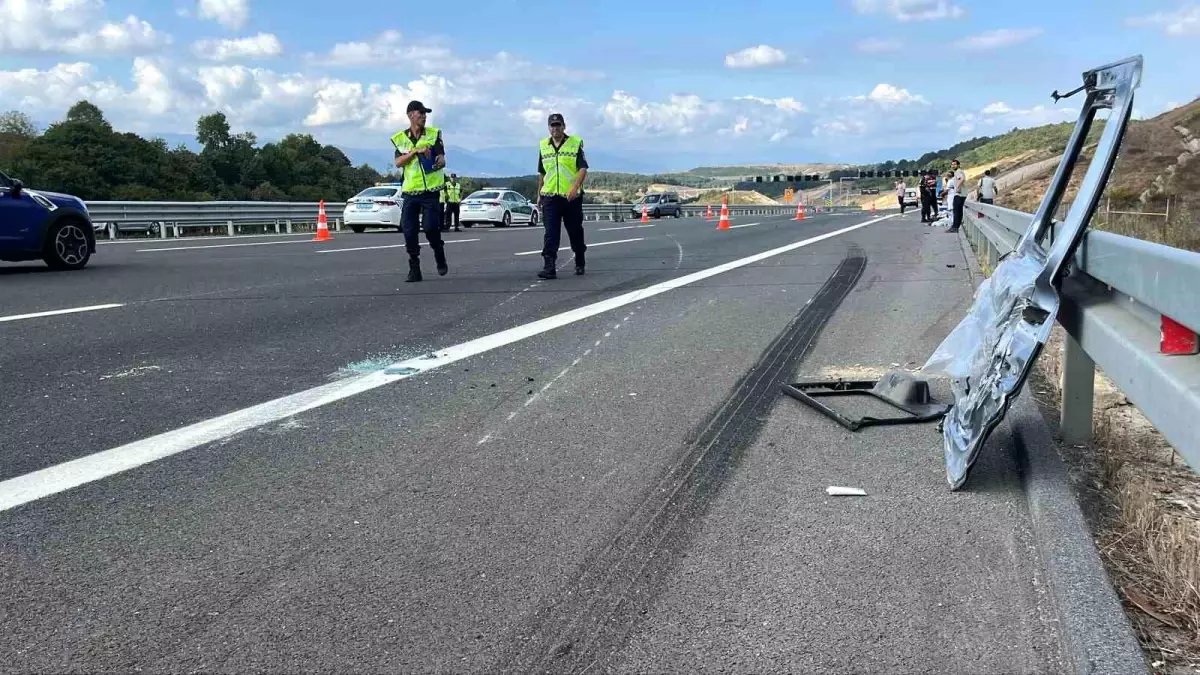 Kuzey Marmara Otoyolu’nda feci kaza: Kadın yola savruldu