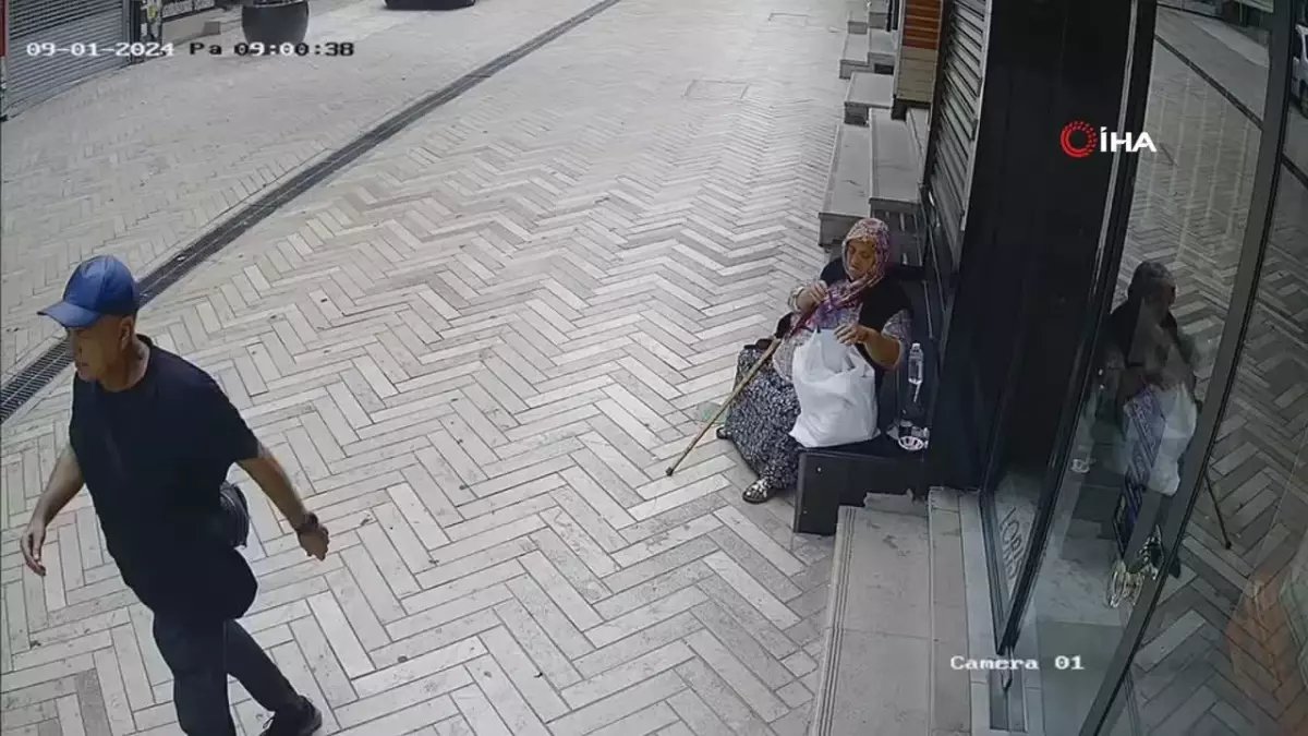 Absürt hırsızlık: Kameralara baka baka fincanı böyle çaldı