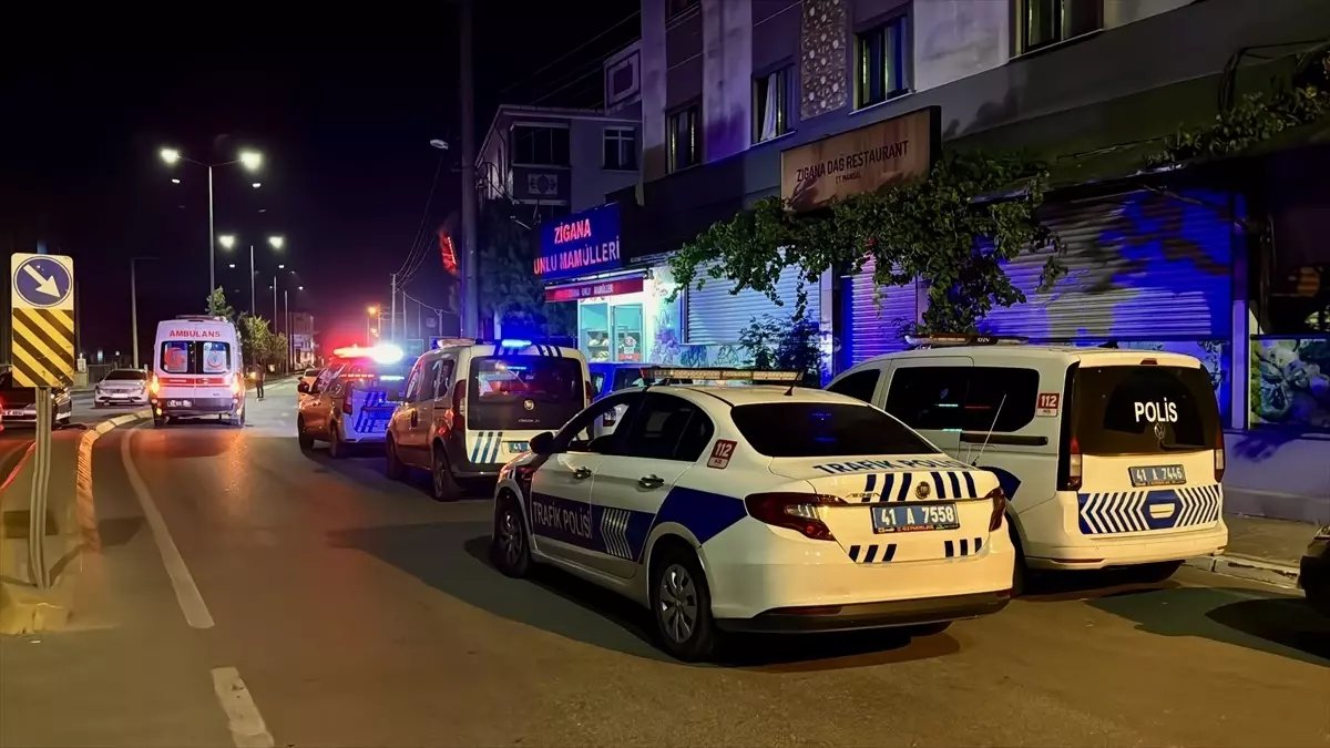 Çayırova’da Eğlence Mekanında Silahlı Kavga: 1 Ölü, 4 Yaralı