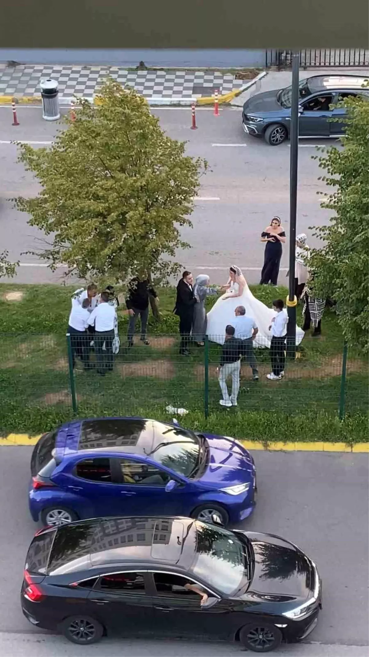 Gebze’de düğün kavgası: Gelin ve damat arasında yaşanan tartışma kameralara yansıdı