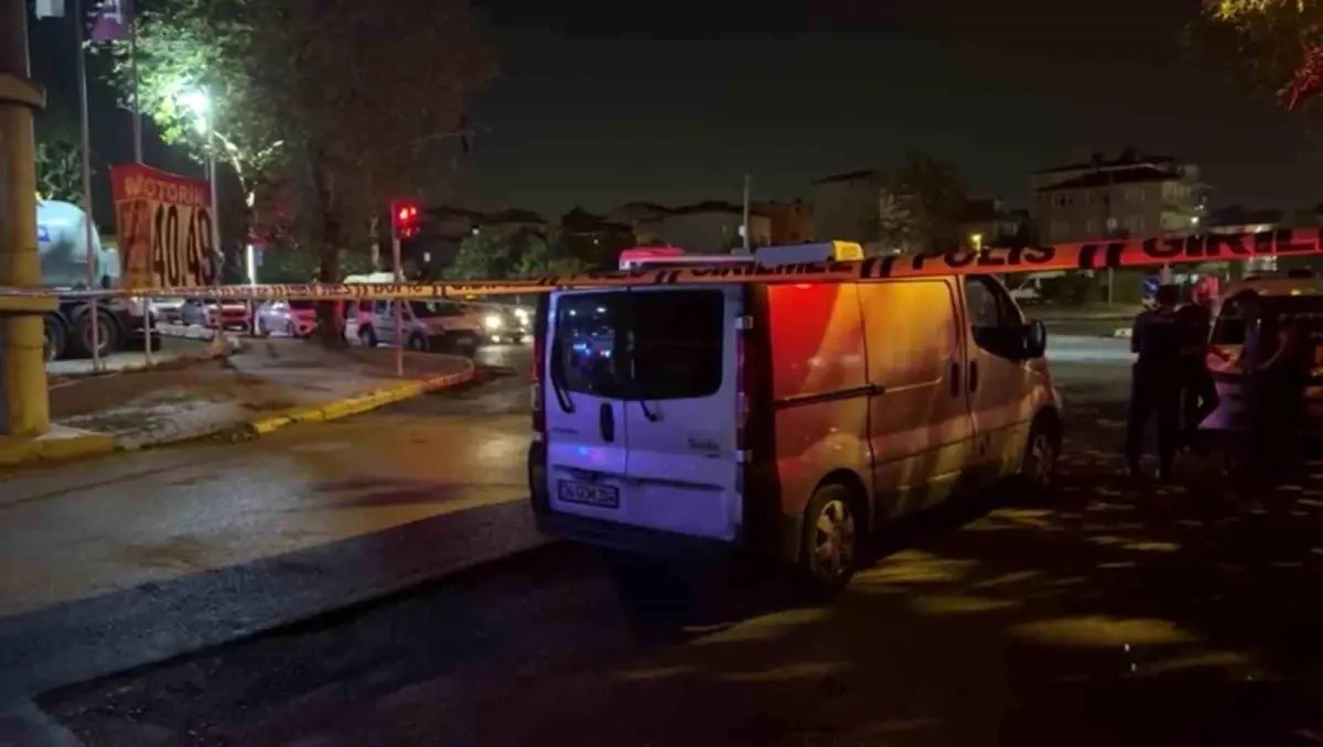 Kocaeli Gebze’de Kırmızı Işıkta Bıçaklı Kavga: 4 Yaralı
