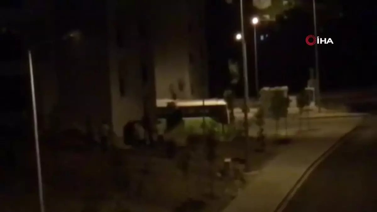 Sokak ortasında kavga kamerada: Kaçmaya çalışırken jandarma yakaladı