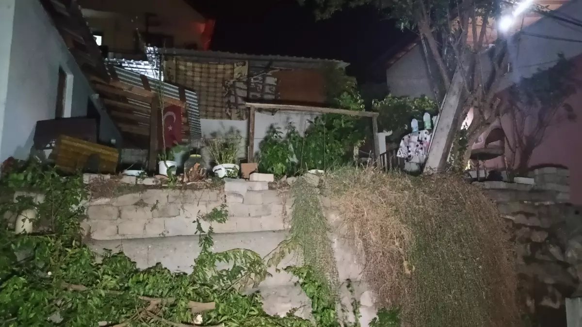 İzmit’te Silahlı Saldırı: 2 Yaralı