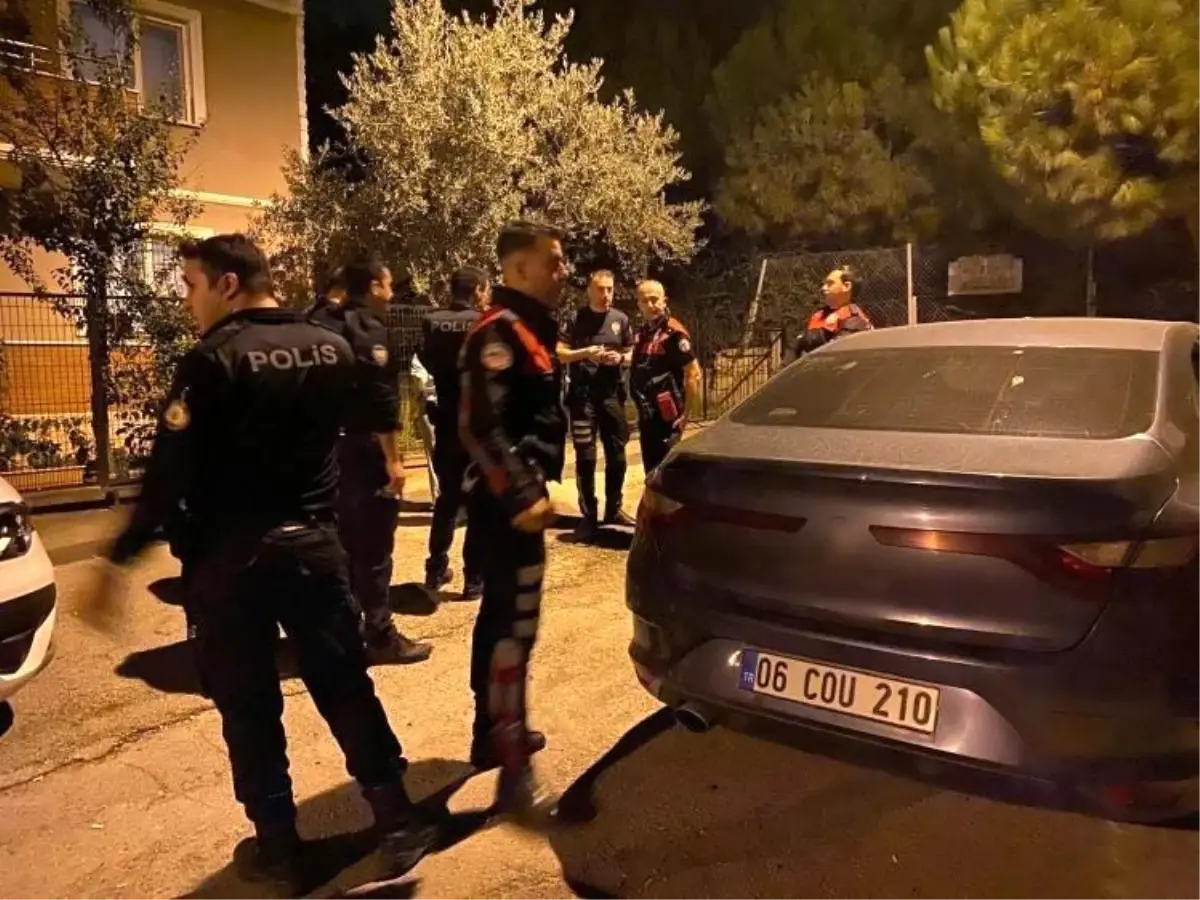 Kocaeli’de Ehliyetsiz Sürücü, Polis Takibinden Kaçamadı