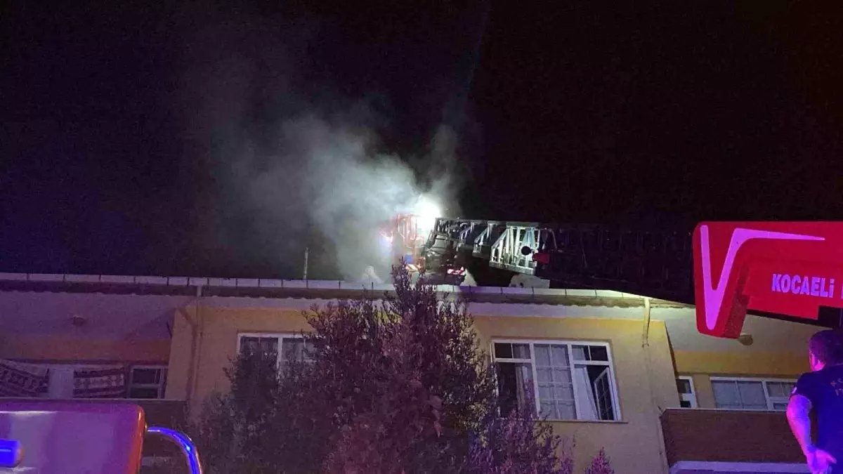Kocaeli’de Güneş Enerjisi Sisteminde Yangın Paniğe Sebep Oldu