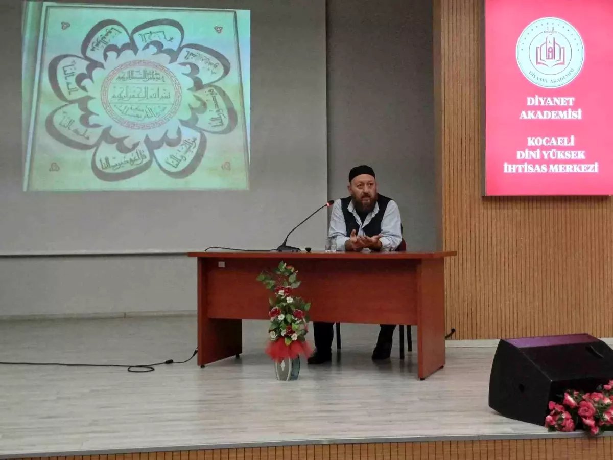 Kocaeli’de ‘Hat Sanatı ve Cami Tezyinatı’ Konferansı Düzenlendi