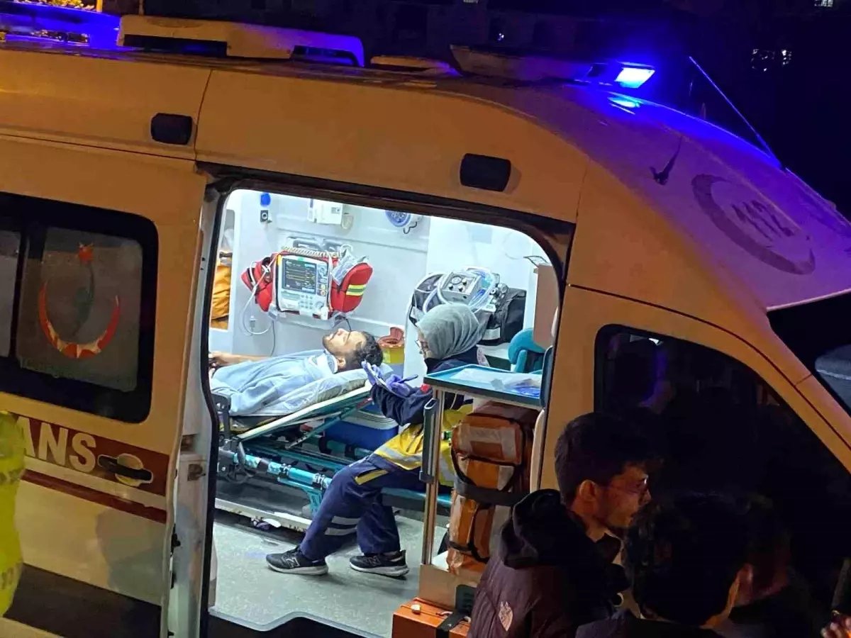 Kocaeli’de Trafik Kazası: 1’i Çocuk 5 Yaralı