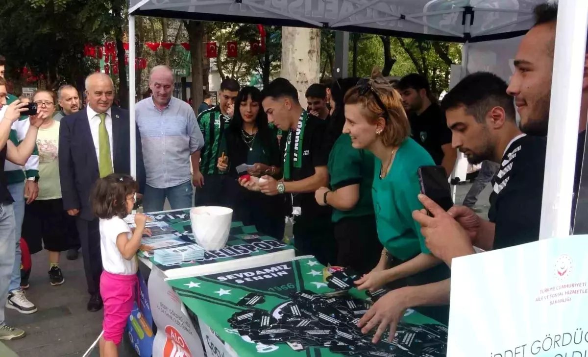 Kocaelispor, Dünya Kız Çocukları Günü’nde Anlamlı Etkinlik Düzenledi