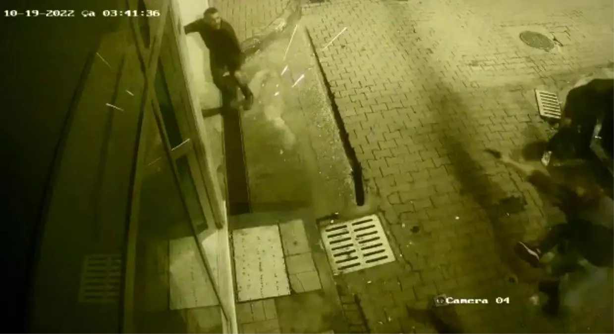 Kocaeli’de Sokak Ortasında Silahlı Cinayet: 3 Sanığa Müebbet Hapis İstemi
