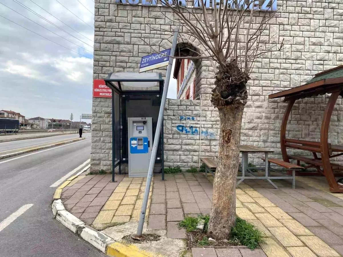 Kocaeli’de Alkollü Şahsın İntihar Girişimi Engellendi