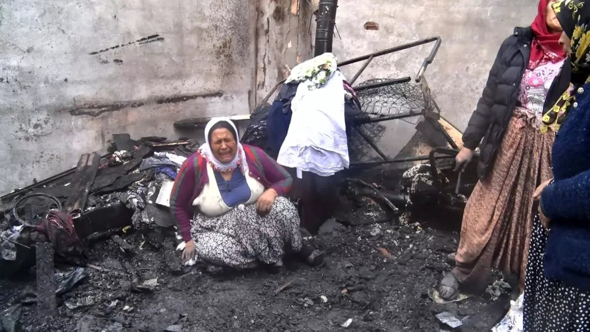 Kocaeli’de Yangın: 5 Çocuklu Anne Evini Kaybetti