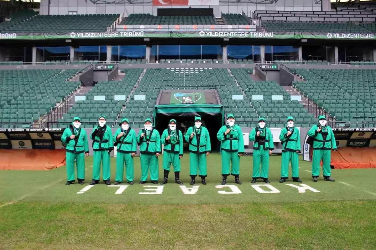 Kocaelispor’dan görülmemiş yeni yıl kutlaması