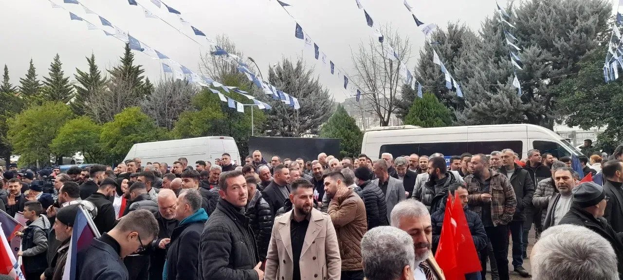Ağıralioğluna Miting Gibi Karşılama !