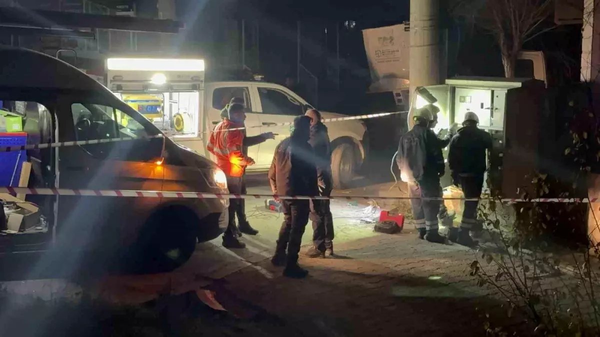 Darıca’da Doğal Gaz Patlaması Sonrası Trafo Yangınları Devam Ediyor