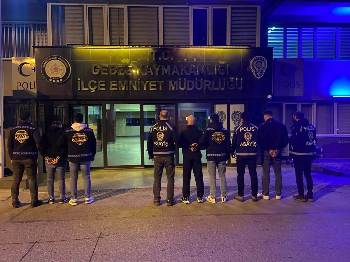 Gebze’de Tır Sürücüsünü Bıçakla Yaralayan 3 Gaspçı Gözaltında