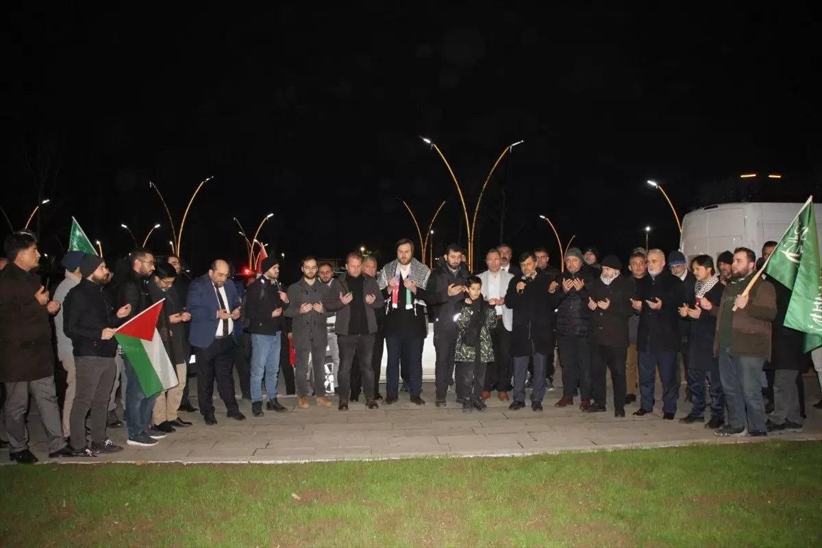 İsrail ve Hamas Anlaşması Kocaeli’de Kutlandı