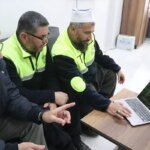 Bir oğlu şehit edilen doktoru İsrail askerleri bilinmeze götürdü