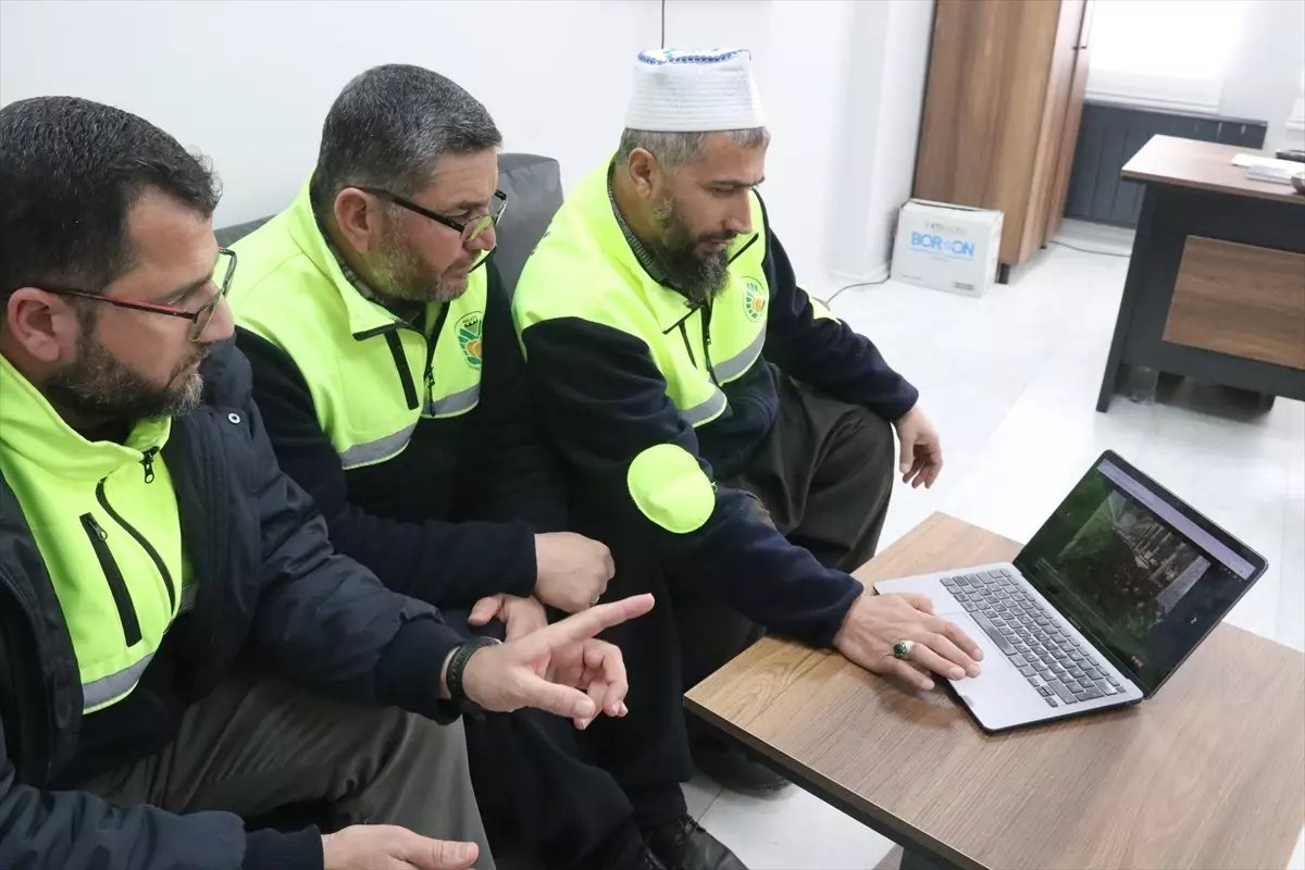 Kocaeli ve Malatya’da gassallar AA’nın “Yılın Kareleri” oylamasına katıldı