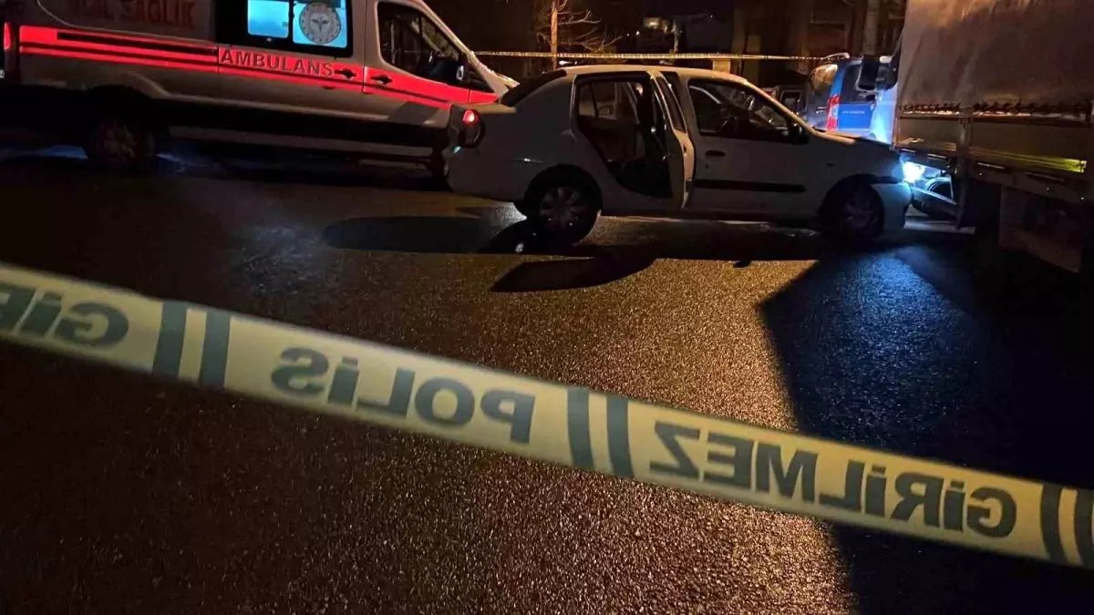 Kocaeli’de Park Yeri Tartışması Kanlı Bitti: İki Kardeş Yaralı