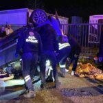 Tırın Çarptığı Hafif Ticari Araç Takla Attı