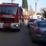 Tanker Aydınlatma Direğine Çarptı, Otomobilin Üzerine Devrildi