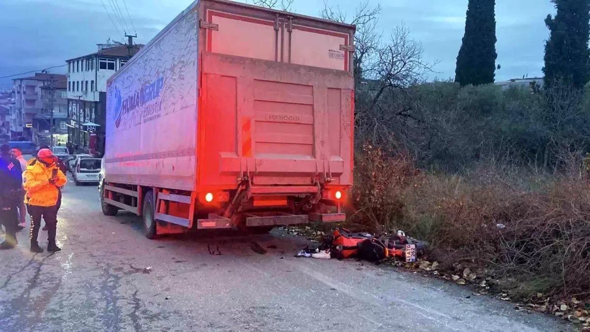  Kocaeli’nde Motosiklet Kazası: Sürücü Ağır Yaralandı