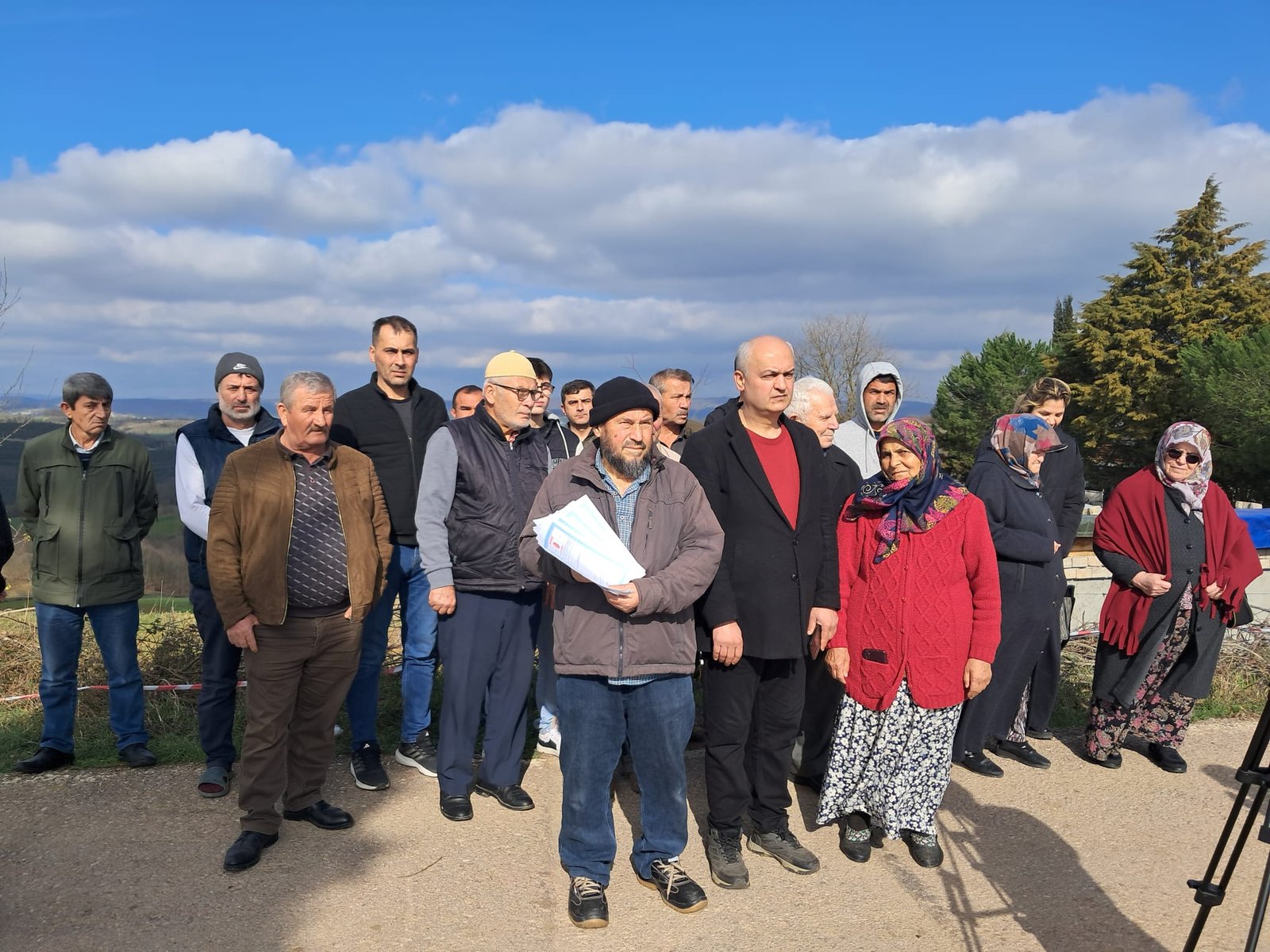 Kocaeli’de emlakçı vurgunu: Oturdukları evi bile satmış!