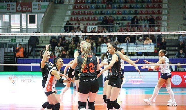 Eczacıbaşı Dynavit’ten deplasman galibiyeti