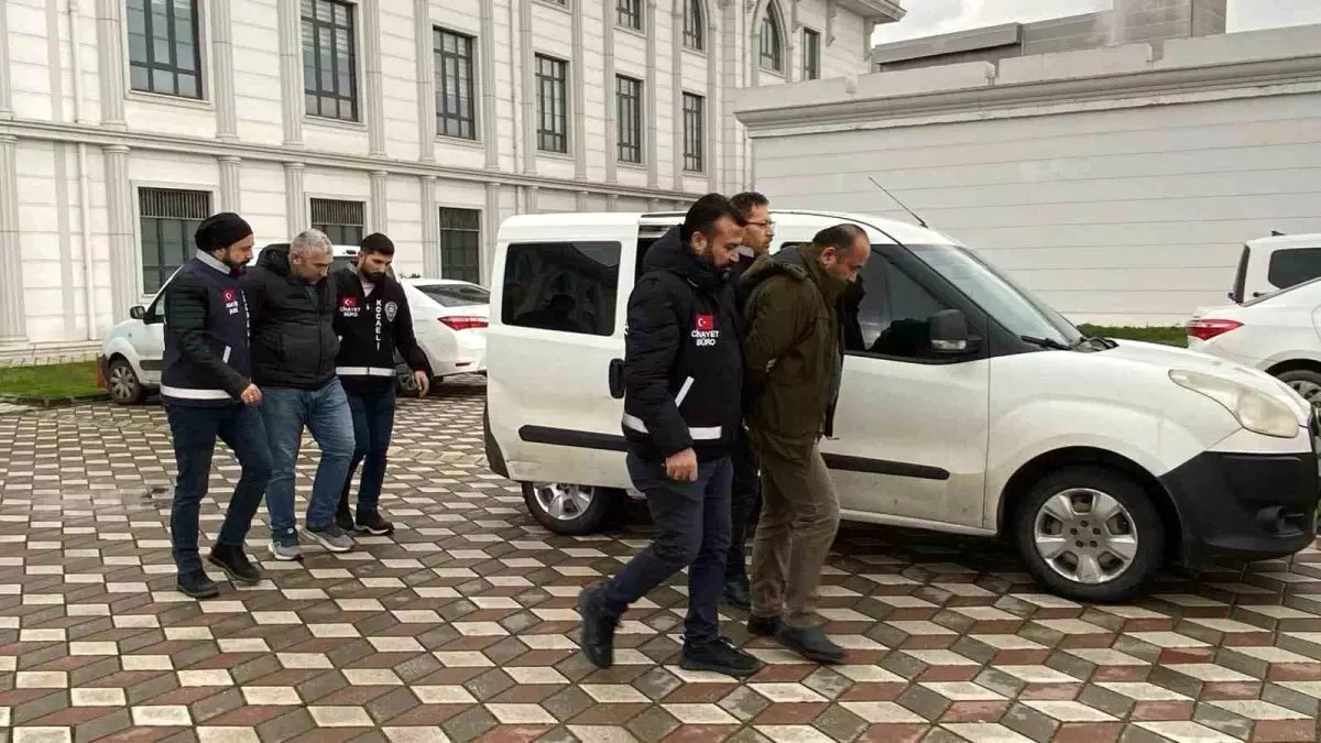  Gebze’de Ormanlık Alanda Bulunan Ceset Cinayetihoru Şüphelileri Yakalandı