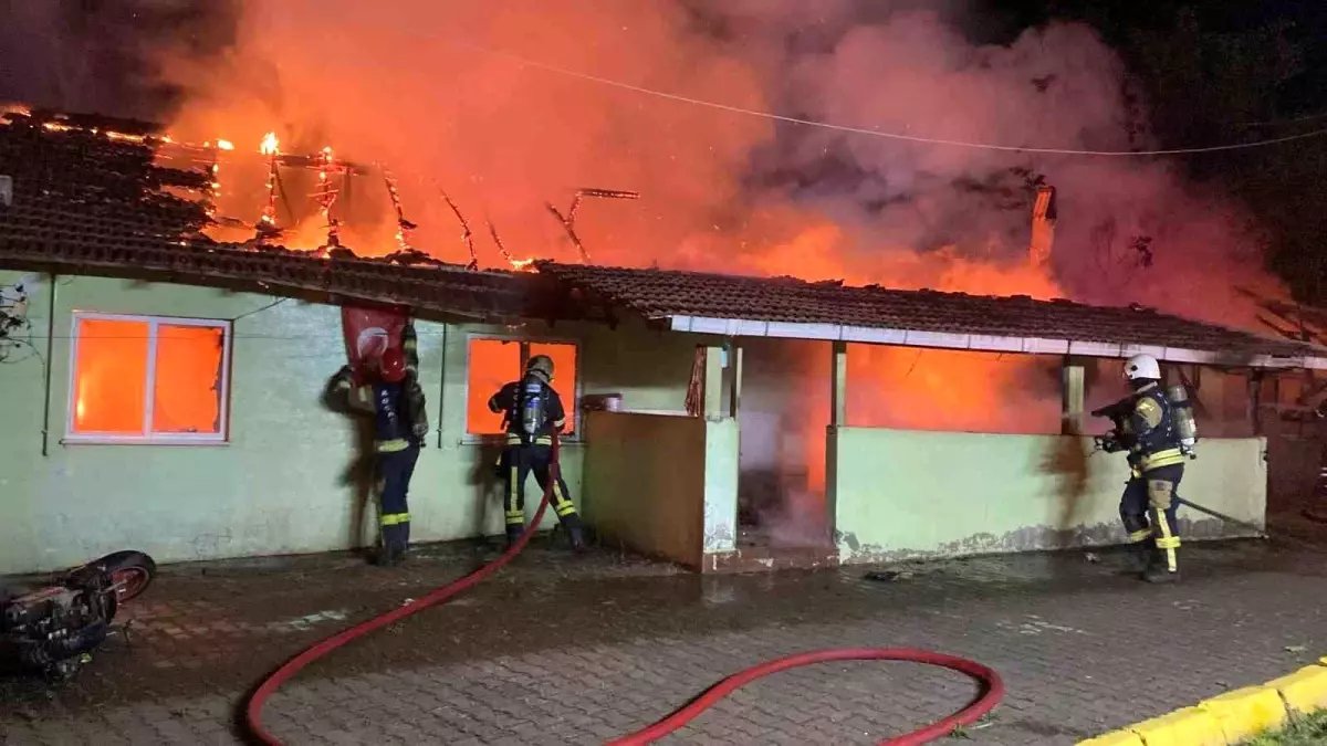 Kocaeli’de Annesinin Evinin Yangınında Öldürmeye Teşebbüs Davası