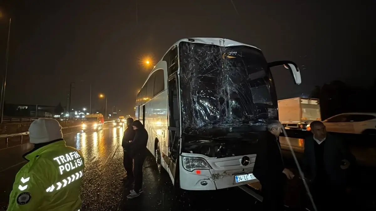 Kocaeli’de İki Trafik Kazasında 3 Yaralı