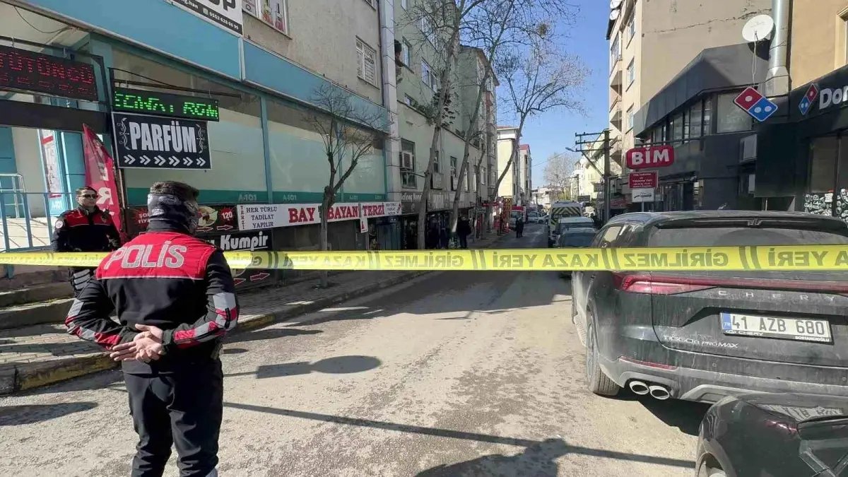 Kocaeli’de Sokak Ortasında Silahlı Saldırı: Bir Yaralı
