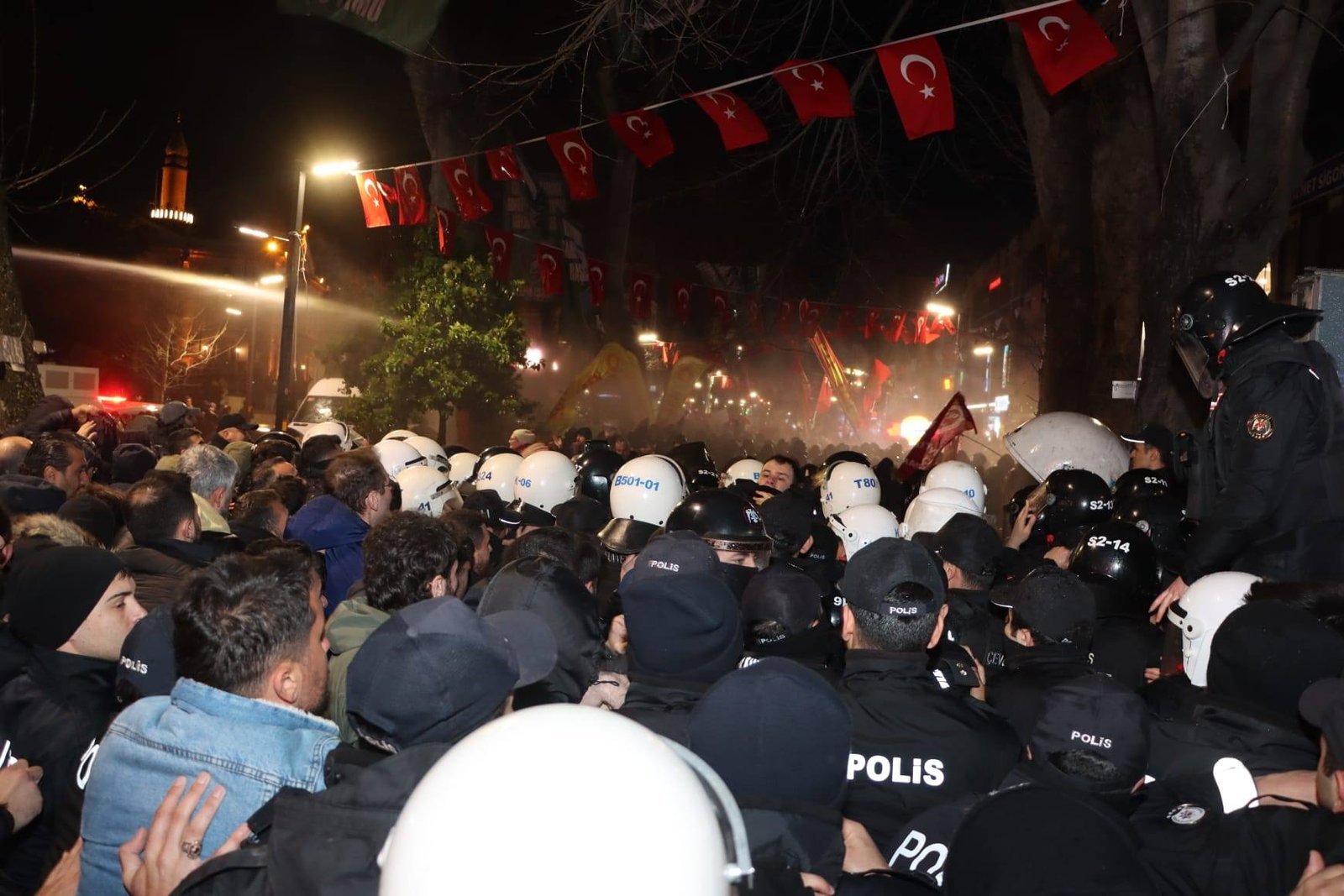 Kocaeli’de Protestoya Müdahale: Çok Sayıda Gözaltı