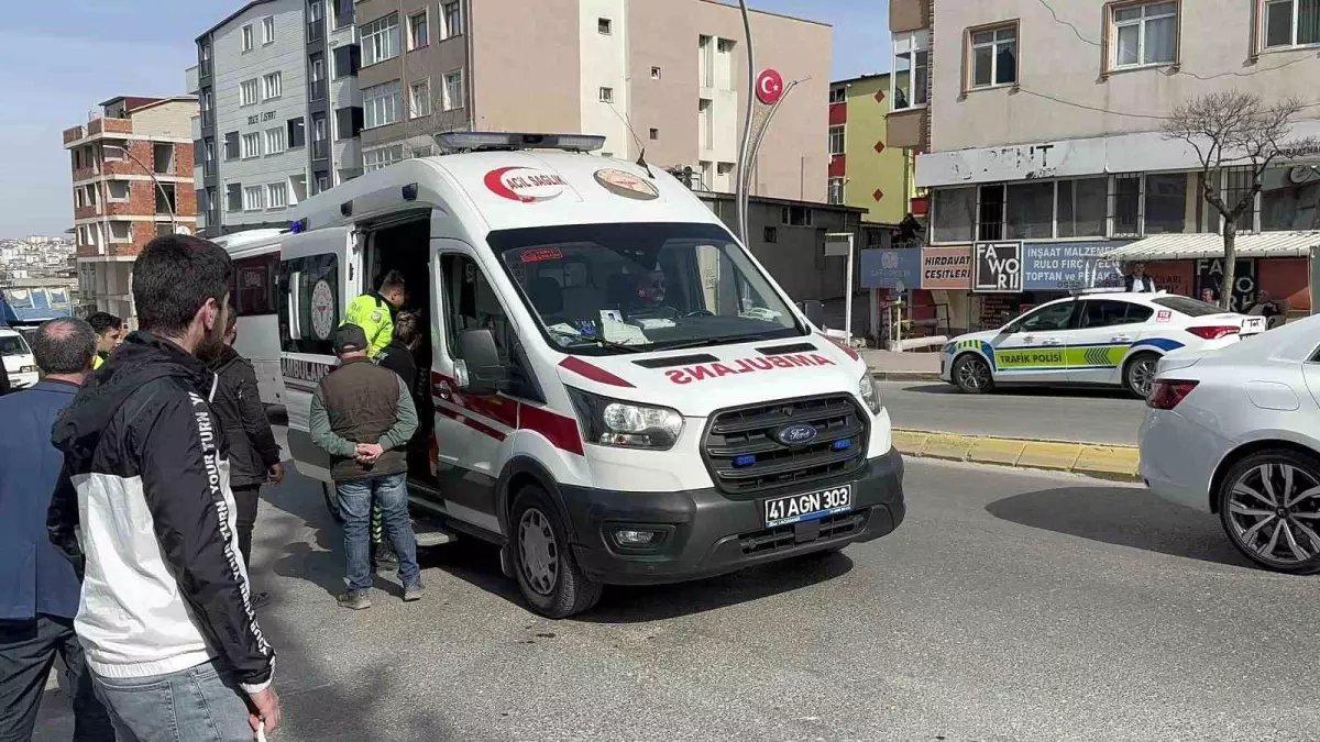 Darıca’da Motosiklet, Yaya Kadına Çarptı