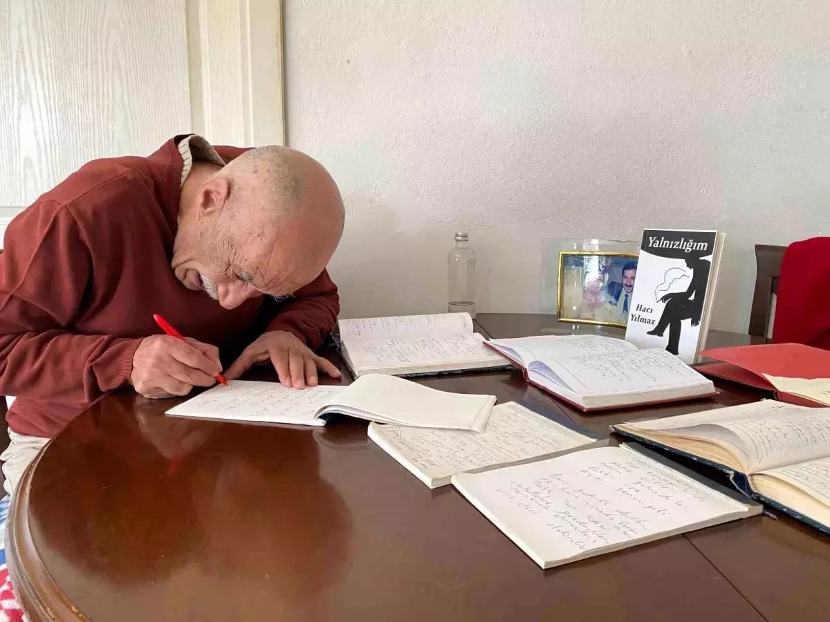 Görme Engelli Hacı Yılmaz: Yazmak Hayata Tutunmamın Yolu