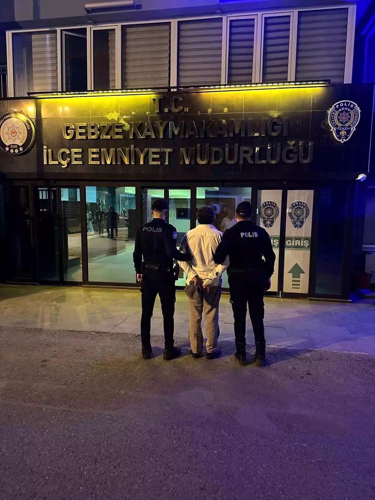  Kocaeli’de 17 Yıl Hapis Cezalı Hükümlü Yakalandı