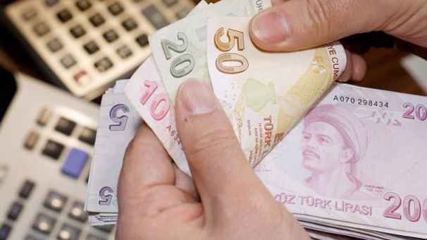 Emeklilere Bayram İkramiyesi Eksik Yatacak