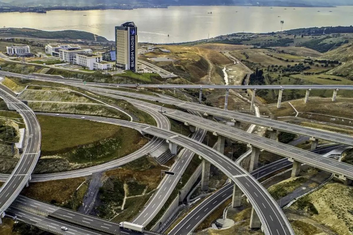 TEM ve Kuzey Marmara’da bu araçların geçişine yasak geliyor
