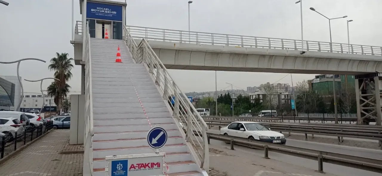 Kocaeli’de Üst Geçitler Bakım ve Onarımdan Geçiyor