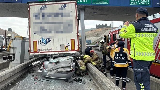 Kuzey Marmara Otoyolu’nda Feci Kaza: 4 Kişi Hayatını Kaybetti