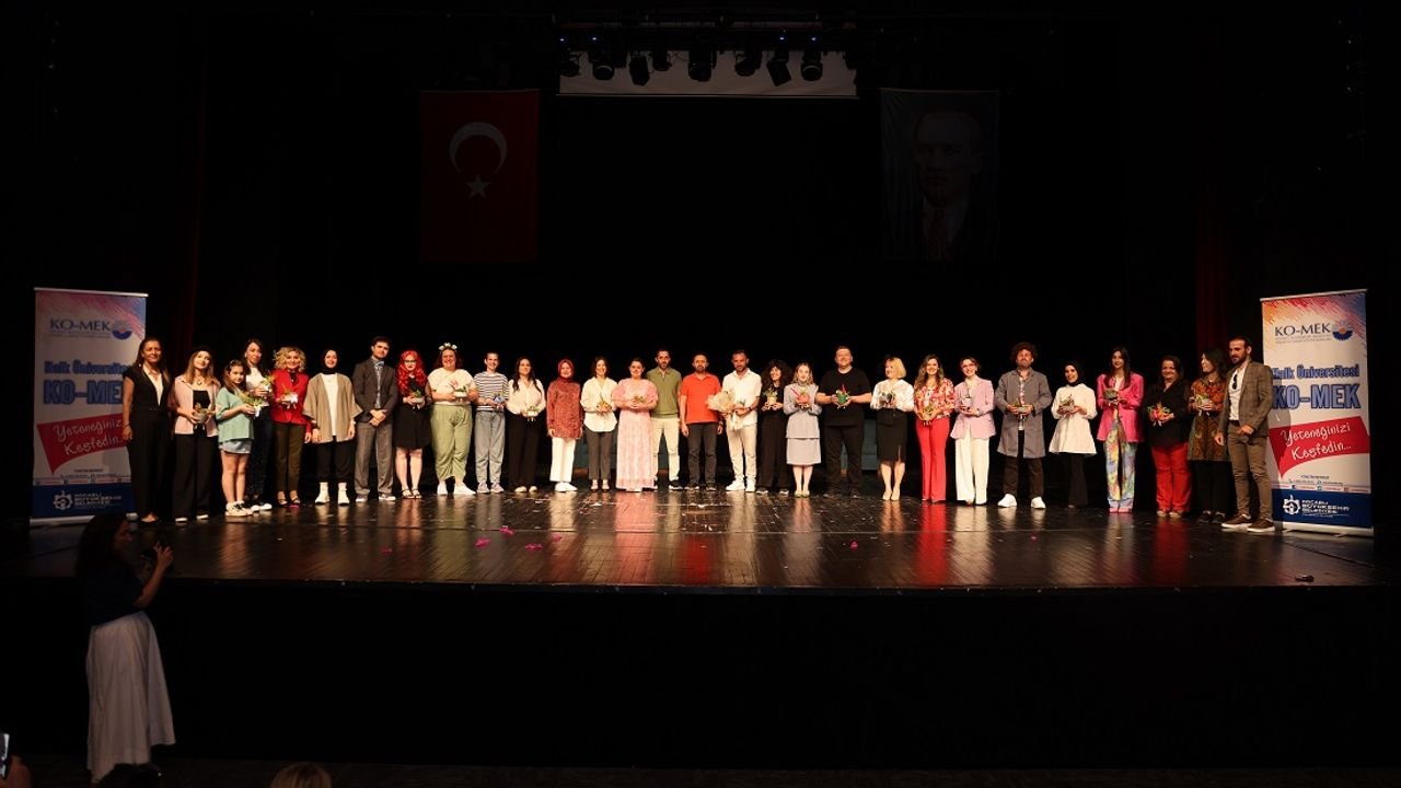KO-MEK’ten kursiyerlere sahnede tam not